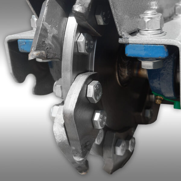 Close up photo of the durable steel and carbide tipped mounted teeth on the BSF-13 Stump Grinder from Jansen USA.