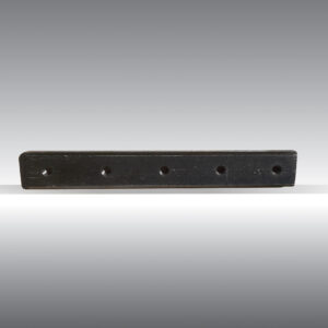 durable steel striker blade that facilitates self feeding on the Jansen USA GTS-1500e